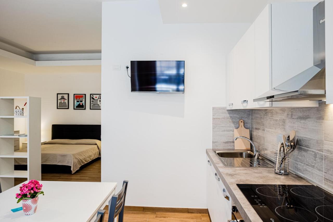 Апартаменты Ichnos Loft 55 Ольбия Экстерьер фото